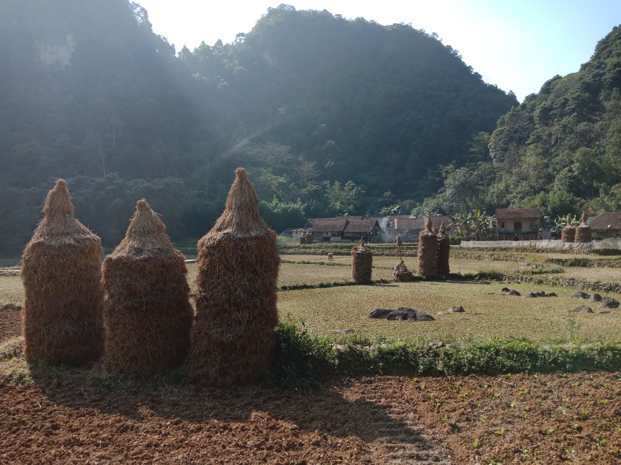 Mysterious region on west side of Fansipan - Ref. C1DC