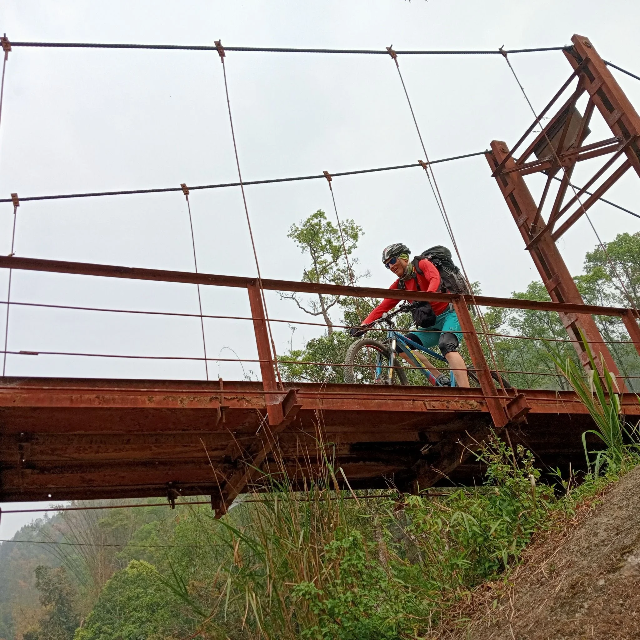 Conquer Fanxipan mountainside in 3 days by bicycle